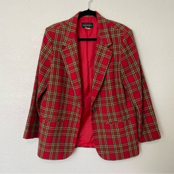 Requirements woman’s red green blazer size 12 feminine festive winter holiday - Picture 2 of 8
